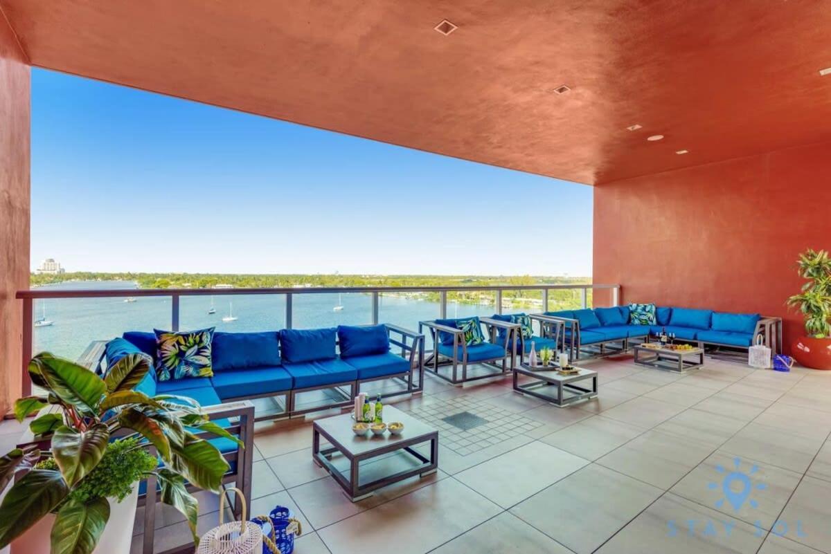 Perfect Relax - Rooftop Pool - Gym - Hot Tub Apartment *