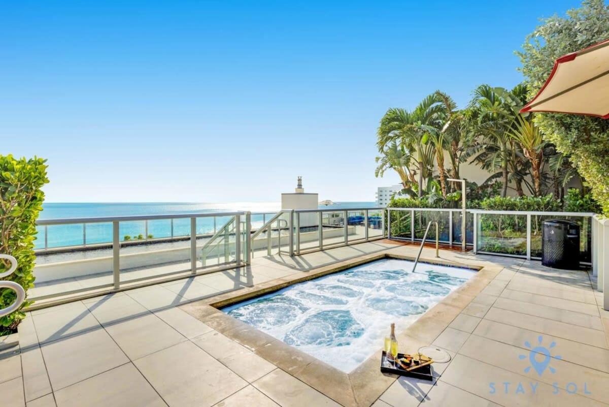 Perfect Relax - Rooftop Pool - Gym - Hot Tub Apartment Hollywood