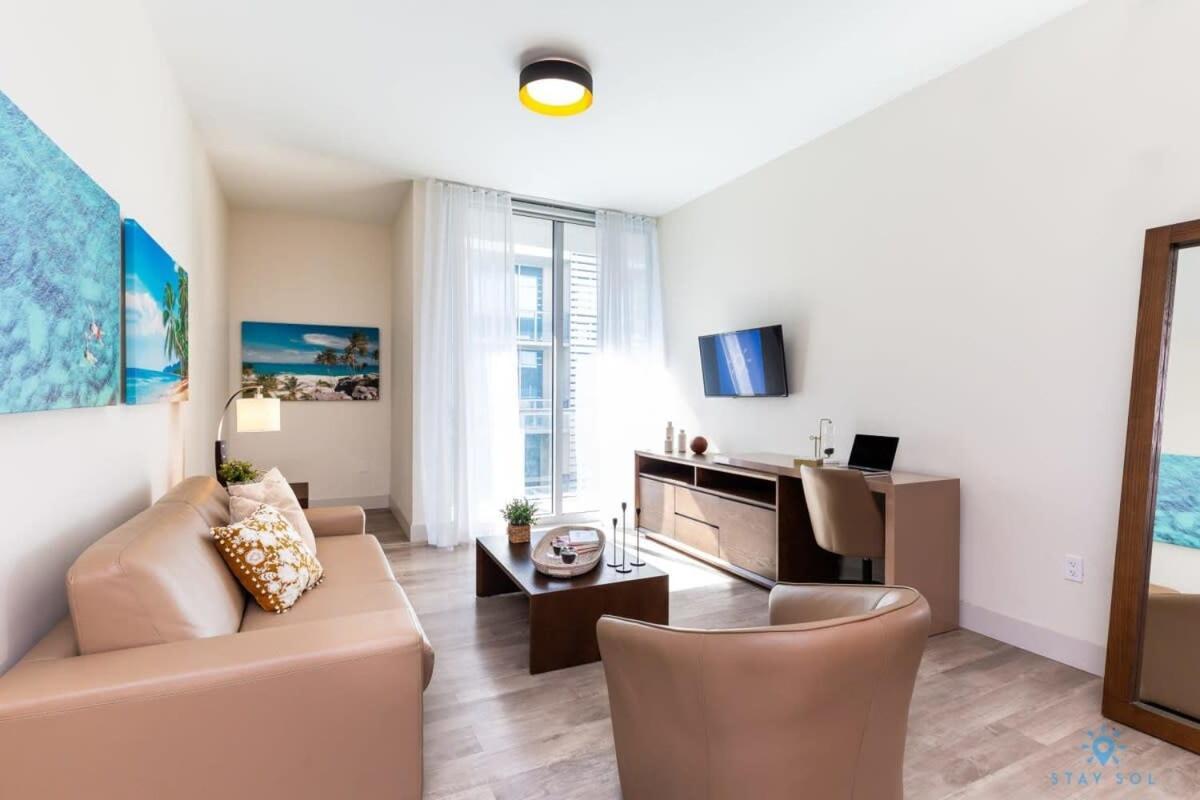 Apartment Perfect Relax - Rooftop Pool - Gym - Hot Tub Hollywood